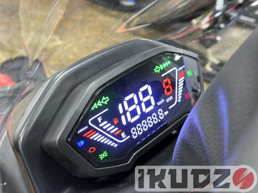 IKUDZO HUNTER 650LK 28 Expert V2 snowmobile