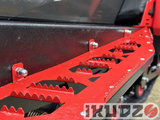 IKUDZO HUNTER 650LK 28 Expert V2 snowmobile